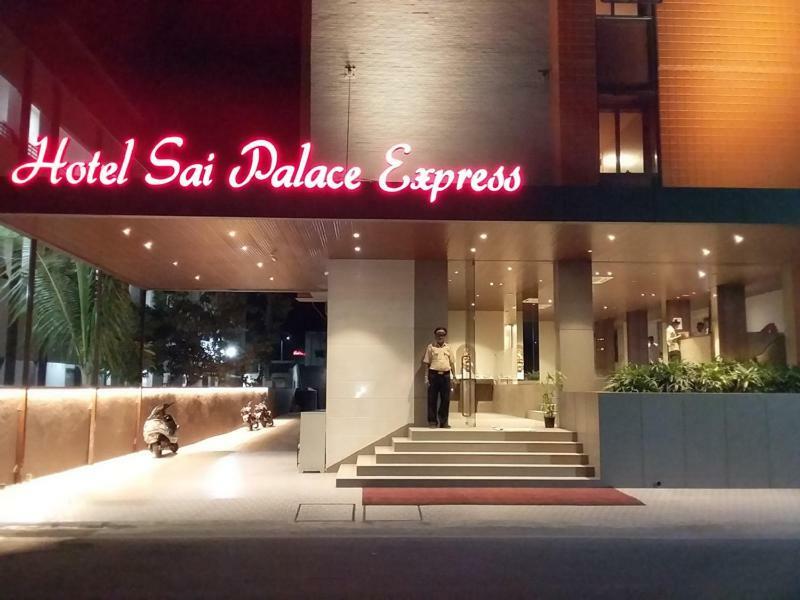 Sai Palace Express Shirdi Exteriör bild